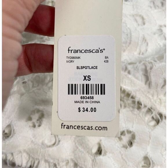 Francesca’s Dina Be Ivory Lace Bralette Size XS - Picture 6 of 9